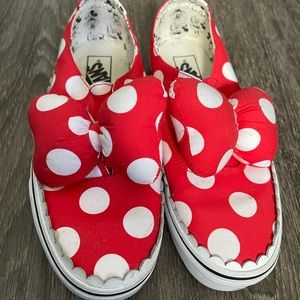 Vans x Disney Minnie Mouse Bow Slip-ons
